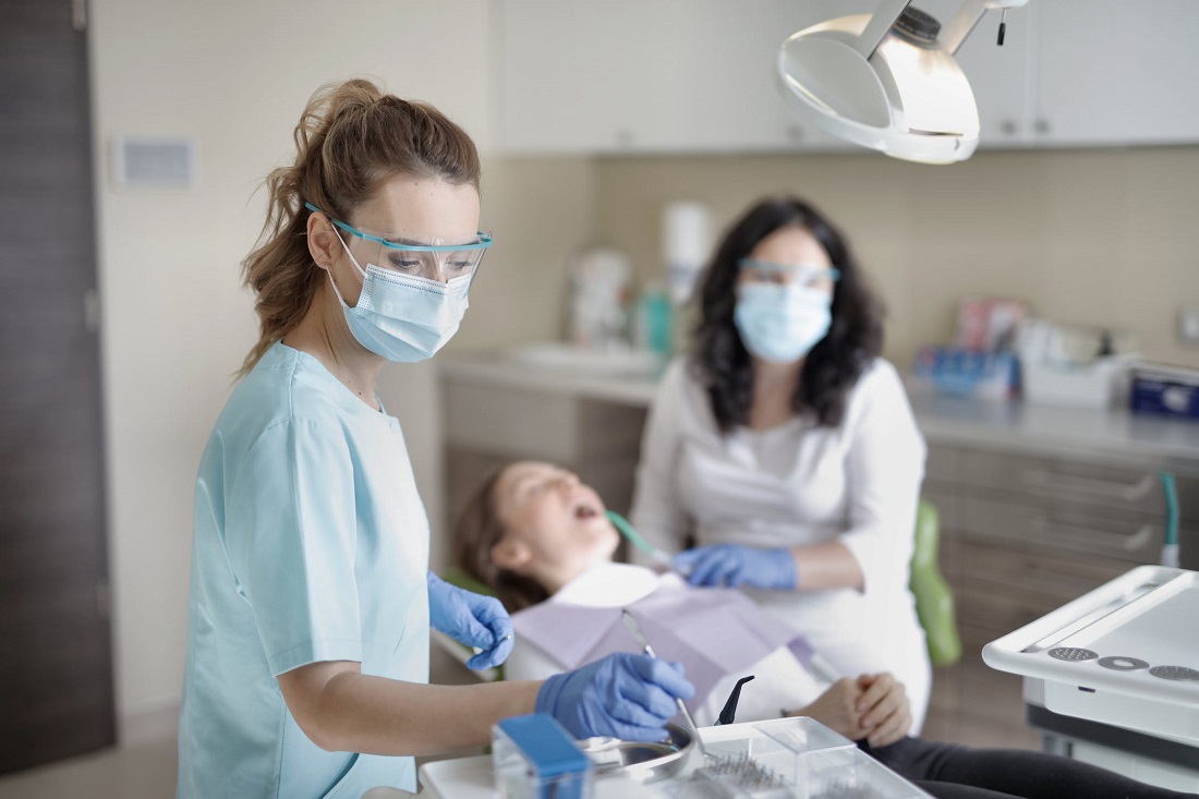 Dentist that takes humana insurance cvs health corporate office orlando fl